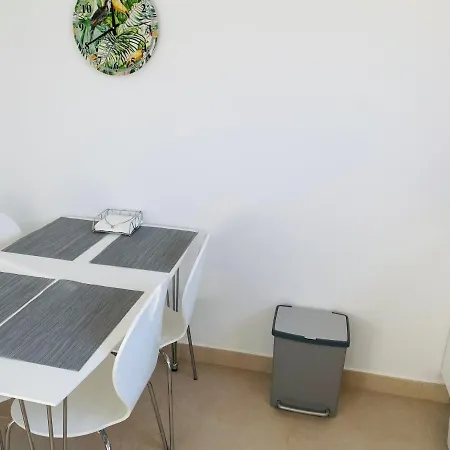 Playa Y Club Nautico A 150m Appartement *