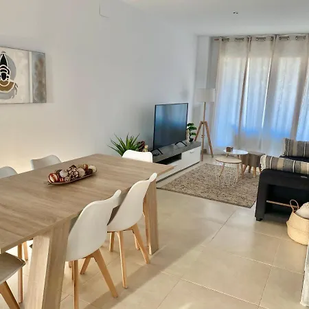 Playa Y Club Nautico A 150m * Дения