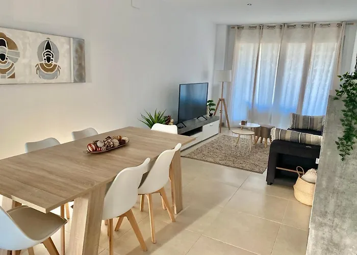 Playa Y Club Nautico A 150m * デニア