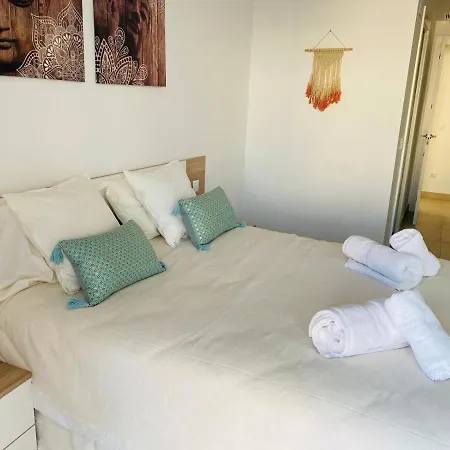 Playa Y Club Nautico A 150m